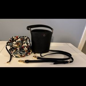 TORY BURCH EMERSON MINI BUCKET BAG
